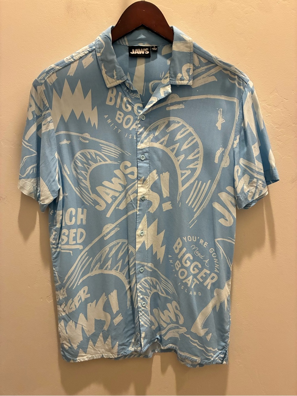JAWS Light Blue Graphic Short-Sleeve Button-Down Shirt